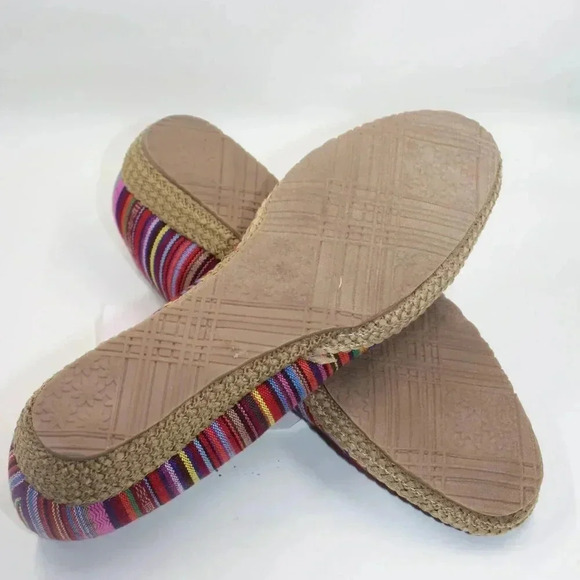 Beacon Women's Multicolor Mexican Aztec Slip-On Espadrilles Wedge Heels 7.5N - Picture 8 of 11